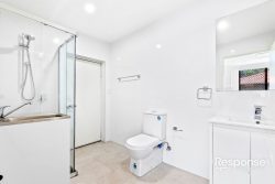 4 Austin Woodbury Pl, Toongabbie NSW 2146, Australia