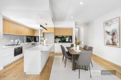 21B Tucker Rd, Bentleigh VIC 3204, Australia