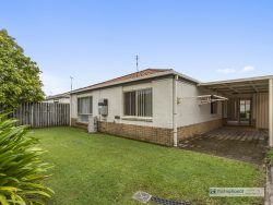 Unit 3/1 Rosella Cl, Tweed Heads South NSW 2486, Australia