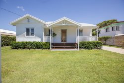 193 Kippen St, South Mackay QLD 4740, Australia