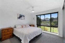 10 Jane Ellen Cres, Chittaway Bay NSW 2261, Australia