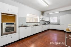 10 Joan St, Sunshine West VIC 3020, Australia