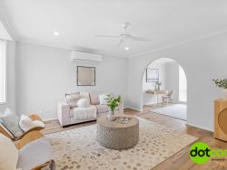 21 Monarch Dr, Hamlyn Terrace NSW 2259, Australia