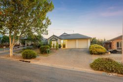 6 Grand Boulevard, Seaford Rise SA 5169, Australia