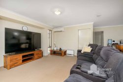 3 Eleanor Way, Millbridge WA 6232, Australia