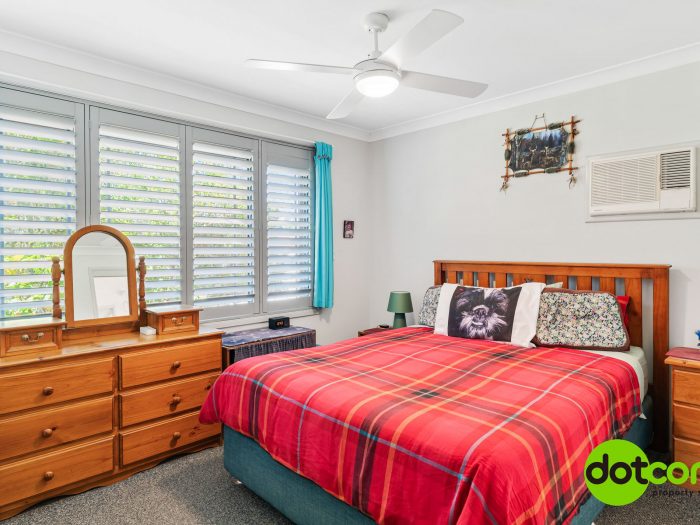 9 Newton Pl, Blue Haven NSW 2262, Australia