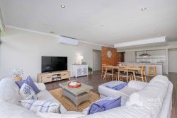 4 Seville Pl, Binningup WA 6233, Australia