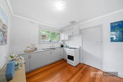 Unit 5/665-667 Waverley Rd, Glen Waverley VIC 3150, Australia