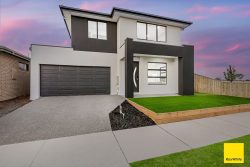 18 Zelkova Cct, Fraser Rise VIC 3336, Australia