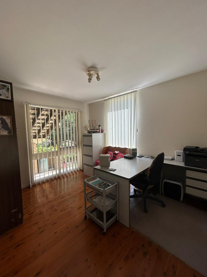 1 Fiona Cl,Padstow Heights NSW 2211, Australia