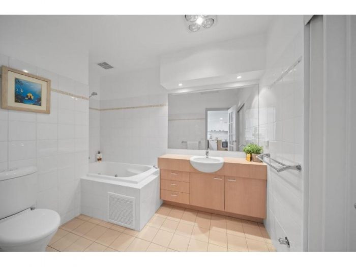 14 / 2 Hopegood Place, Garran ACT 2605, Australia
