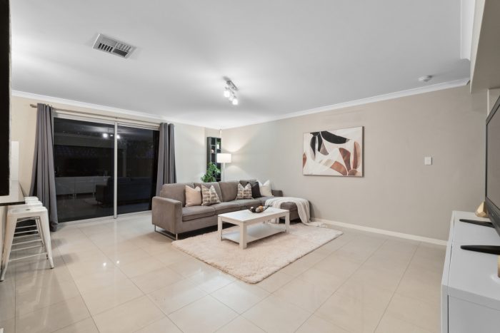 Unit 4/61 Main St, Osborne Park WA 6017, Australia