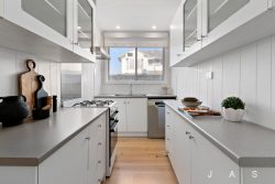 95 Ballarat St, Yarraville VIC 3013, Australia