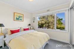 58 Begonia St, Lindisfarne TAS 7015, Australia
