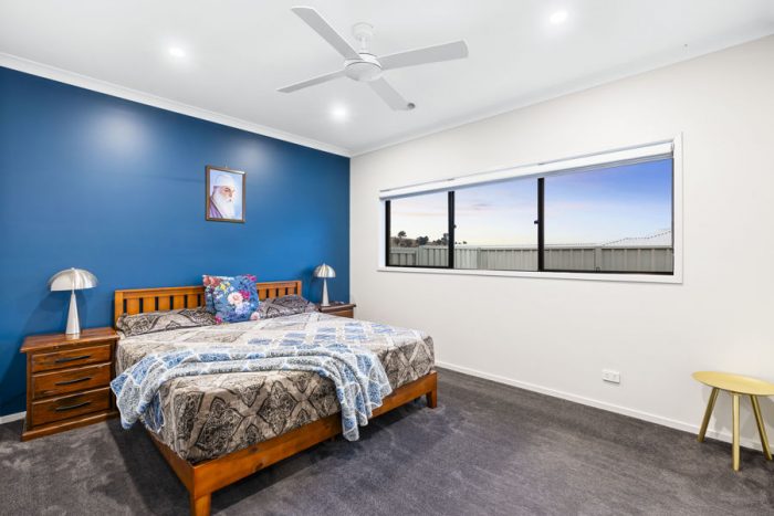 19 Bennelong Cres, Lloyd NSW 2650, Australia