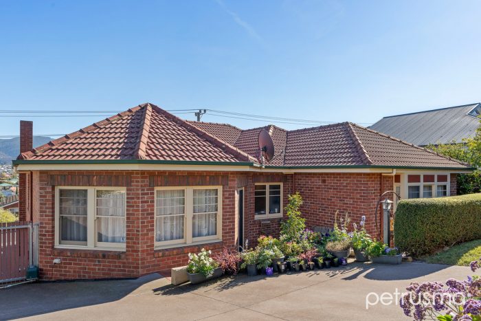 93 Bowen Rd, Lutana TAS 7009, Australia