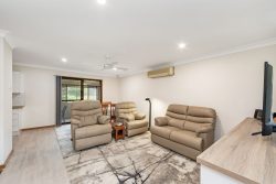 54 Boyce Ave, Wyong NSW 2259, Australia