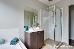 6 Browning St, Diggers Rest VIC 3427, Australia