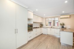 12 Byron St, Wyong NSW 2259, Australia