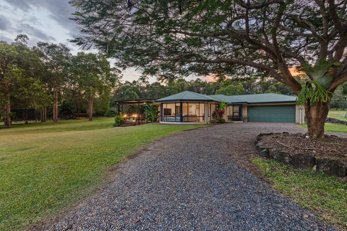 138 Callistemon Ct, Cootharaba QLD 4565, Australia