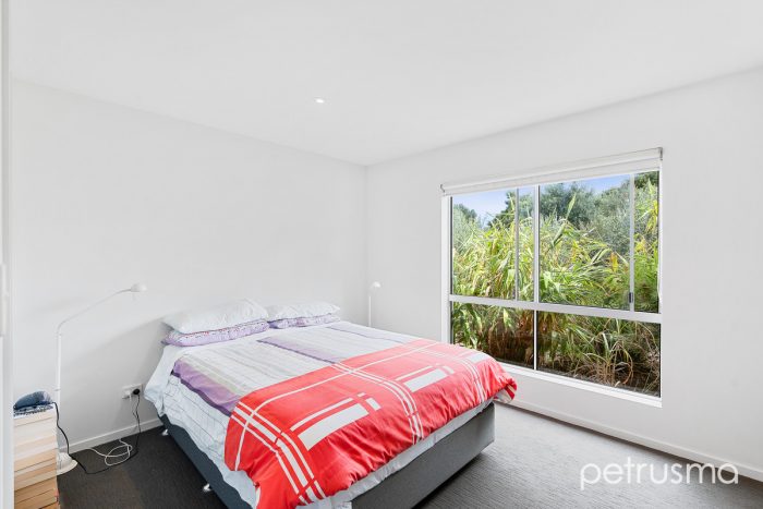 13 Calverton Pl, South Arm TAS 7022, Australia