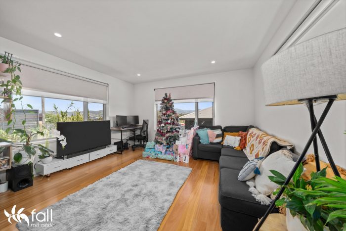 Unit 2/132 Cambridge Rd, Bellerive TAS 7018, Australia