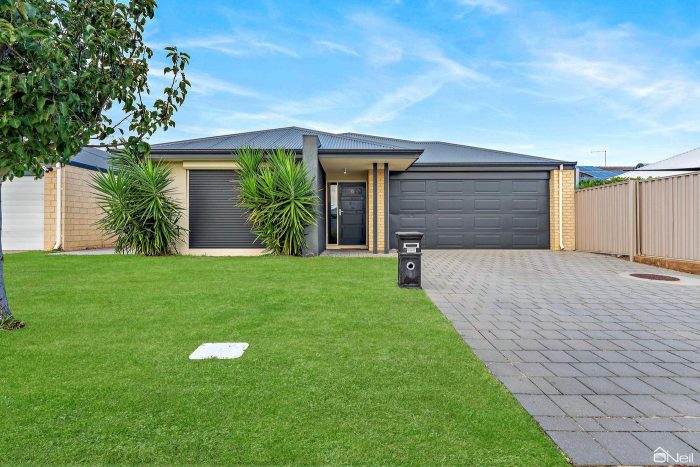 15 Camembert St, Byford WA 6122, Australia