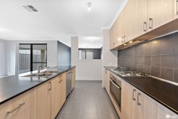 15 Camembert St, Byford WA 6122, Australia