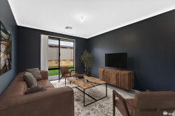 15 Camembert St, Byford WA 6122, Australia