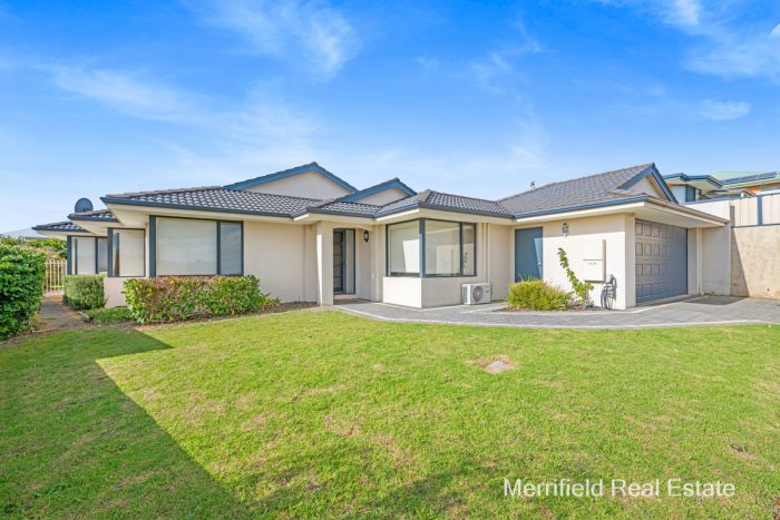 6 Camm Cres, Spencer Park WA 6330, Australia