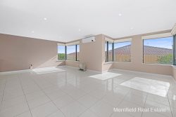 6 Camm Cres, Spencer Park WA 6330, Australia