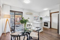Unit 1/1 Carlson Dr, North Haven SA 5018, Australia