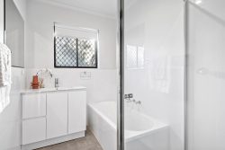Unit 1/1 Carlson Dr, North Haven SA 5018, Australia
