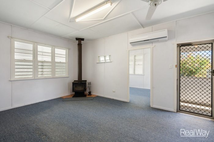 4 McWaters St, North Toowoomba QLD 4350, Australia