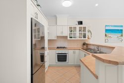 14 Clovelly Ave, Glenelg North SA 5045, Australia