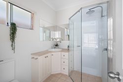 14 Clovelly Ave, Glenelg North SA 5045, Australia