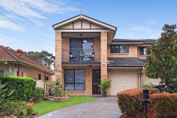 32 Payten Ave, Roselands NSW 2196, Australia