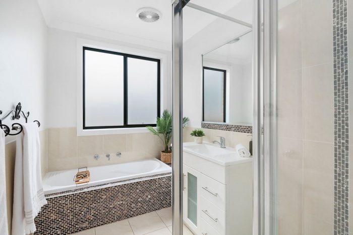 32 Payten Ave, Roselands NSW 2196, Australia