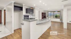 15 Coojong Rd, Dalyellup WA 6230, Australia