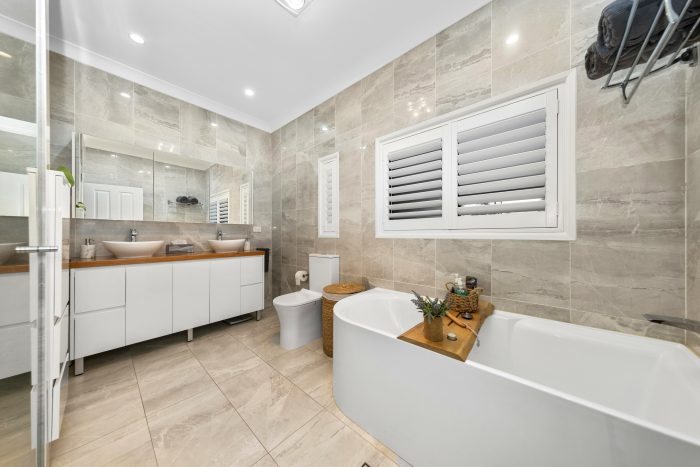 25 Cook St, Forestville NSW 2087, Australia