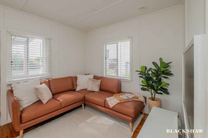 7 Coronation Dr, Broulee NSW 2537, Australia