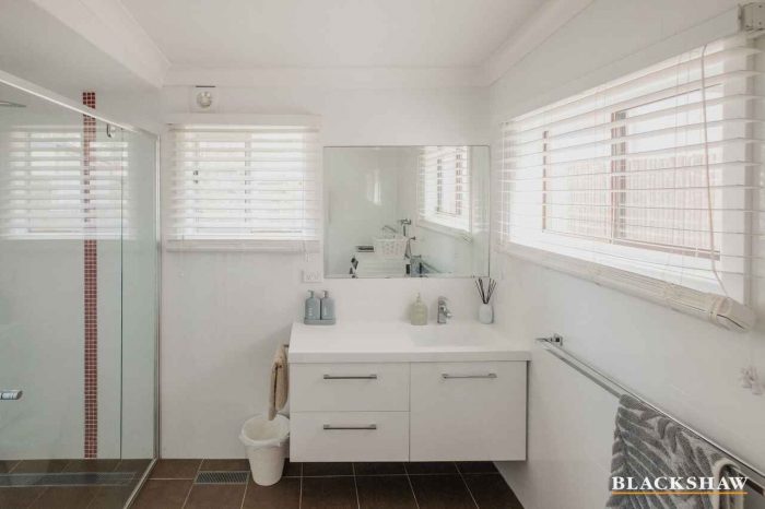 7 Coronation Dr, Broulee NSW 2537, Australia