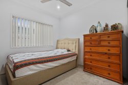 9 Dingo St, North Lakes QLD 4509, Australia