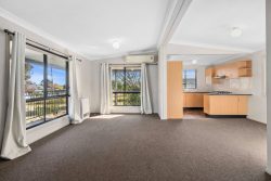 36 Dry St, Boorowa NSW 2586, Australia