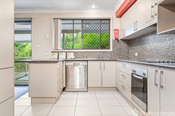 10 Emerald Pl, Green Point NSW 2428, Australia