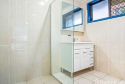 10 Emerald Pl, Green Point NSW 2428, Australia