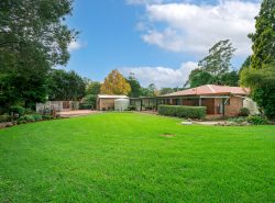 12 Forest Rd, Highfields QLD 4352, Australia