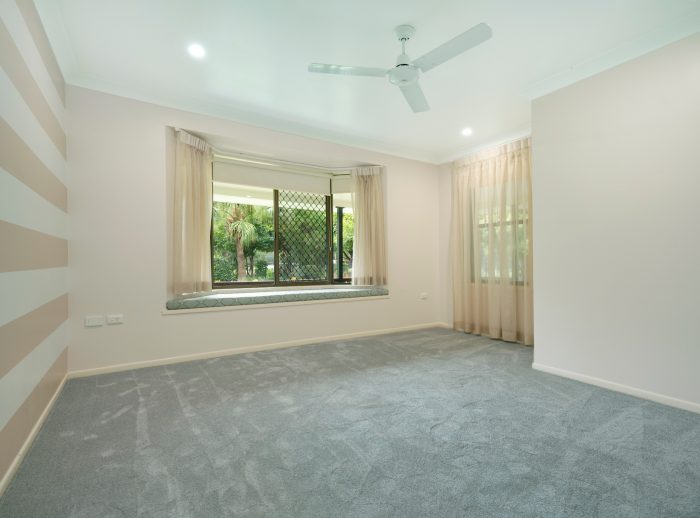 12 Forest Rd, Highfields QLD 4352, Australia