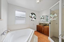 6 Haber St, North Mackay QLD 4740, Australia