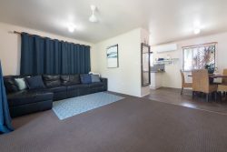 24 Leahy St, Beaconsfield QLD 4740, Australia